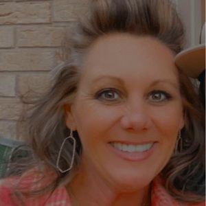 Meet your Posher, Rochelle